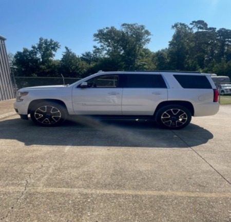 2020 Chevrolet Tahoe white